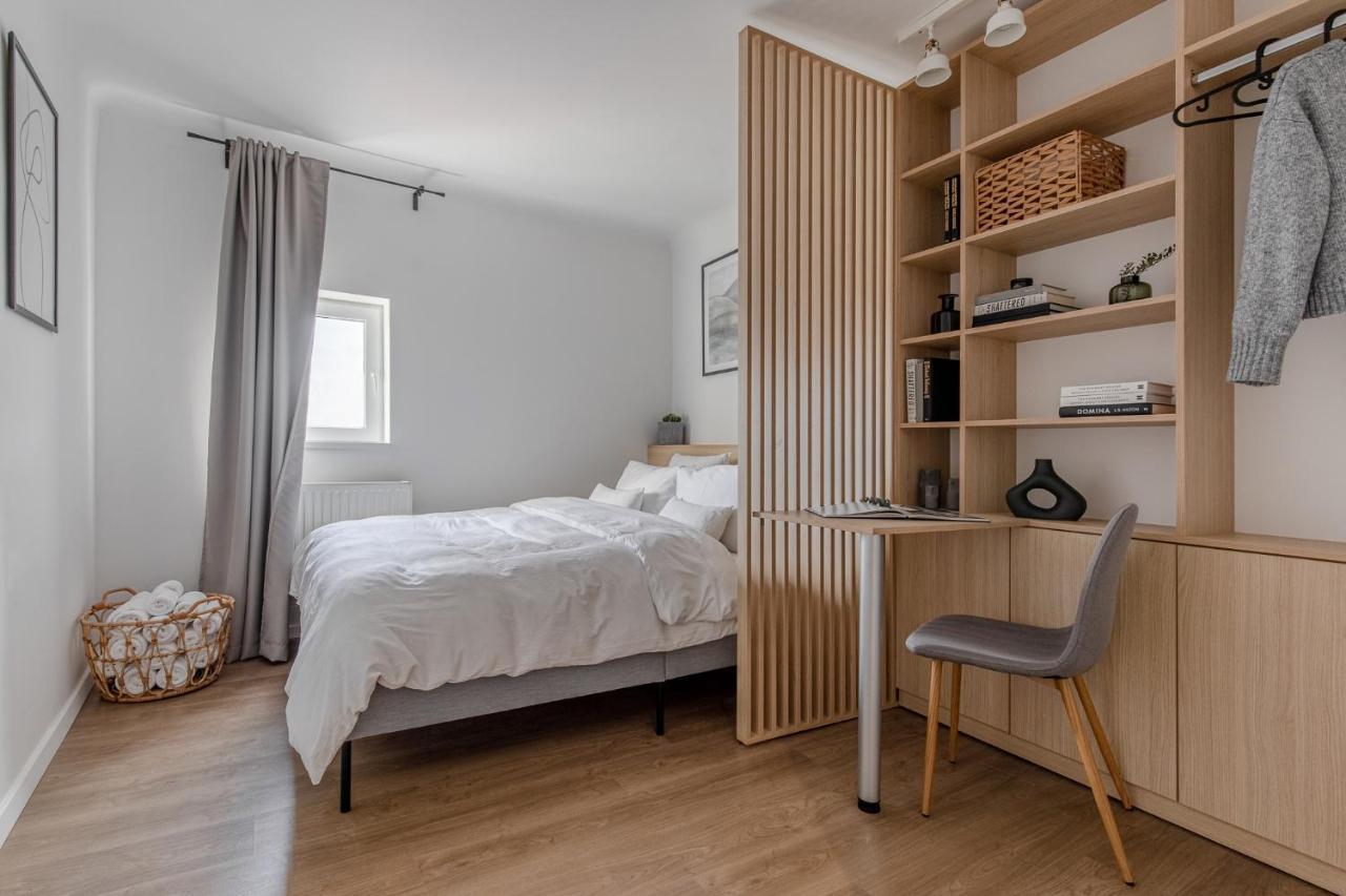 Little Attic By Citylife Suites Bucareste Exterior foto
